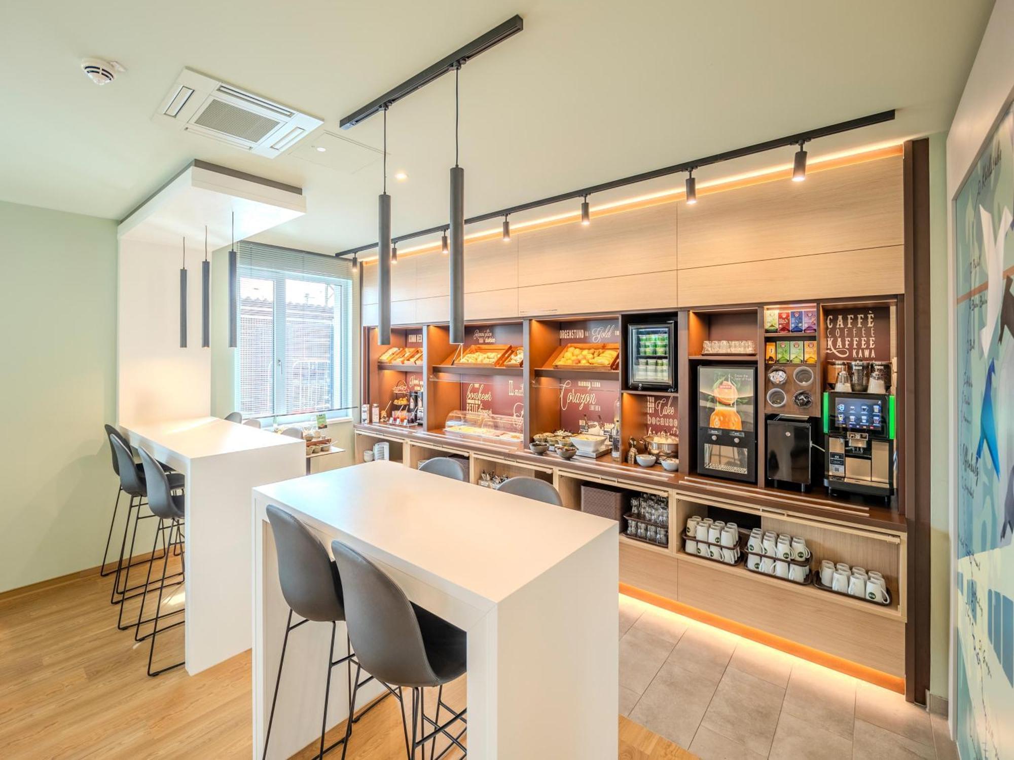 B&B Hotel Offenburg-Hbf Εξωτερικό φωτογραφία