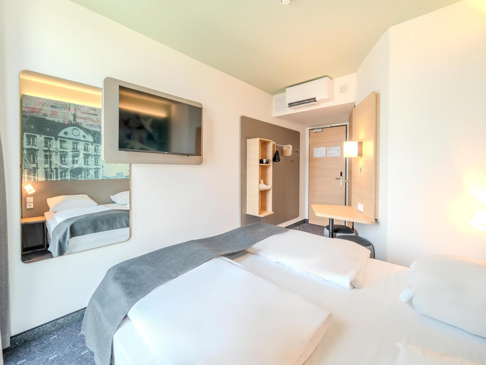 B&B Hotel Offenburg-Hbf Εξωτερικό φωτογραφία