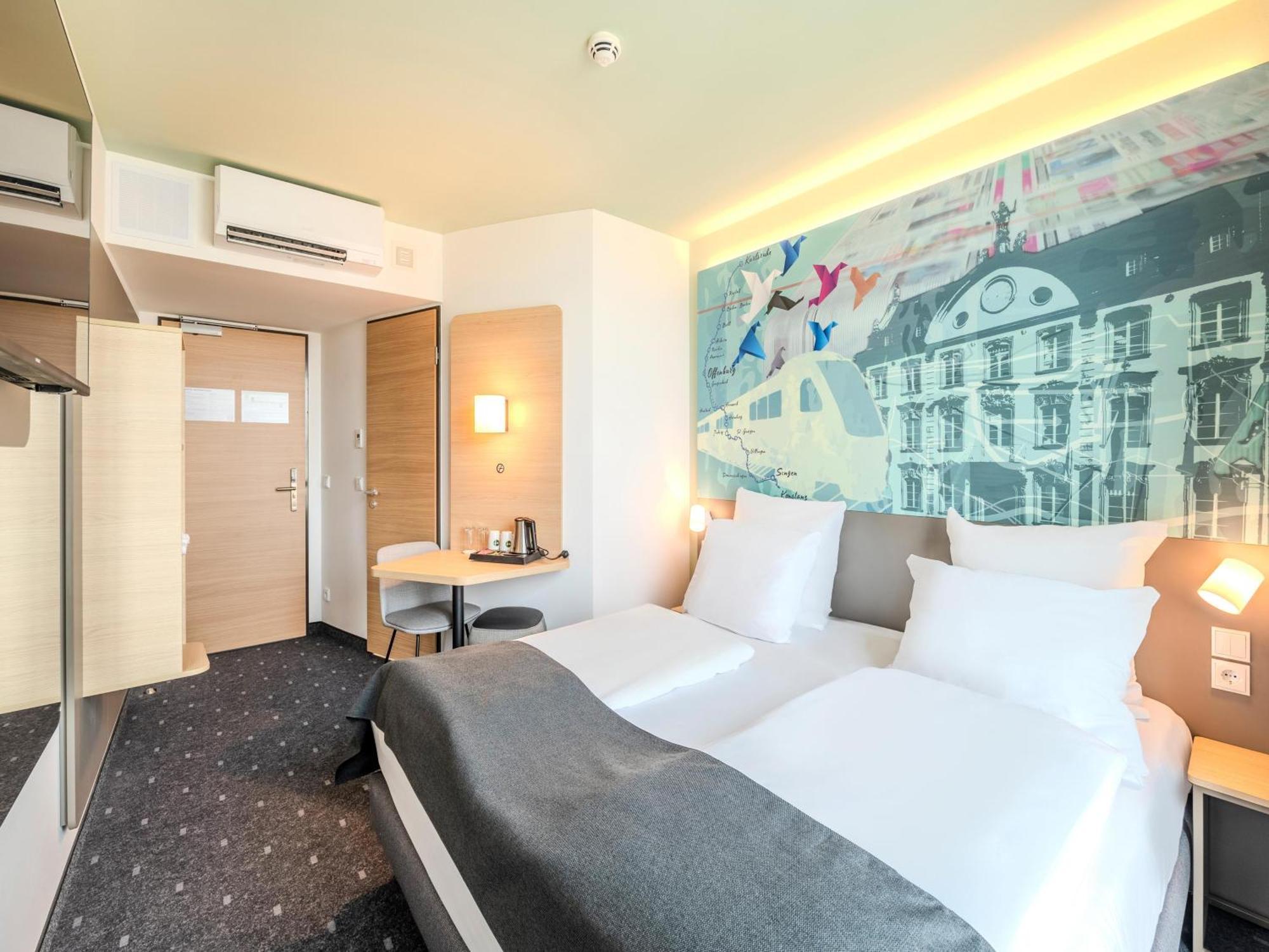 B&B Hotel Offenburg-Hbf Εξωτερικό φωτογραφία
