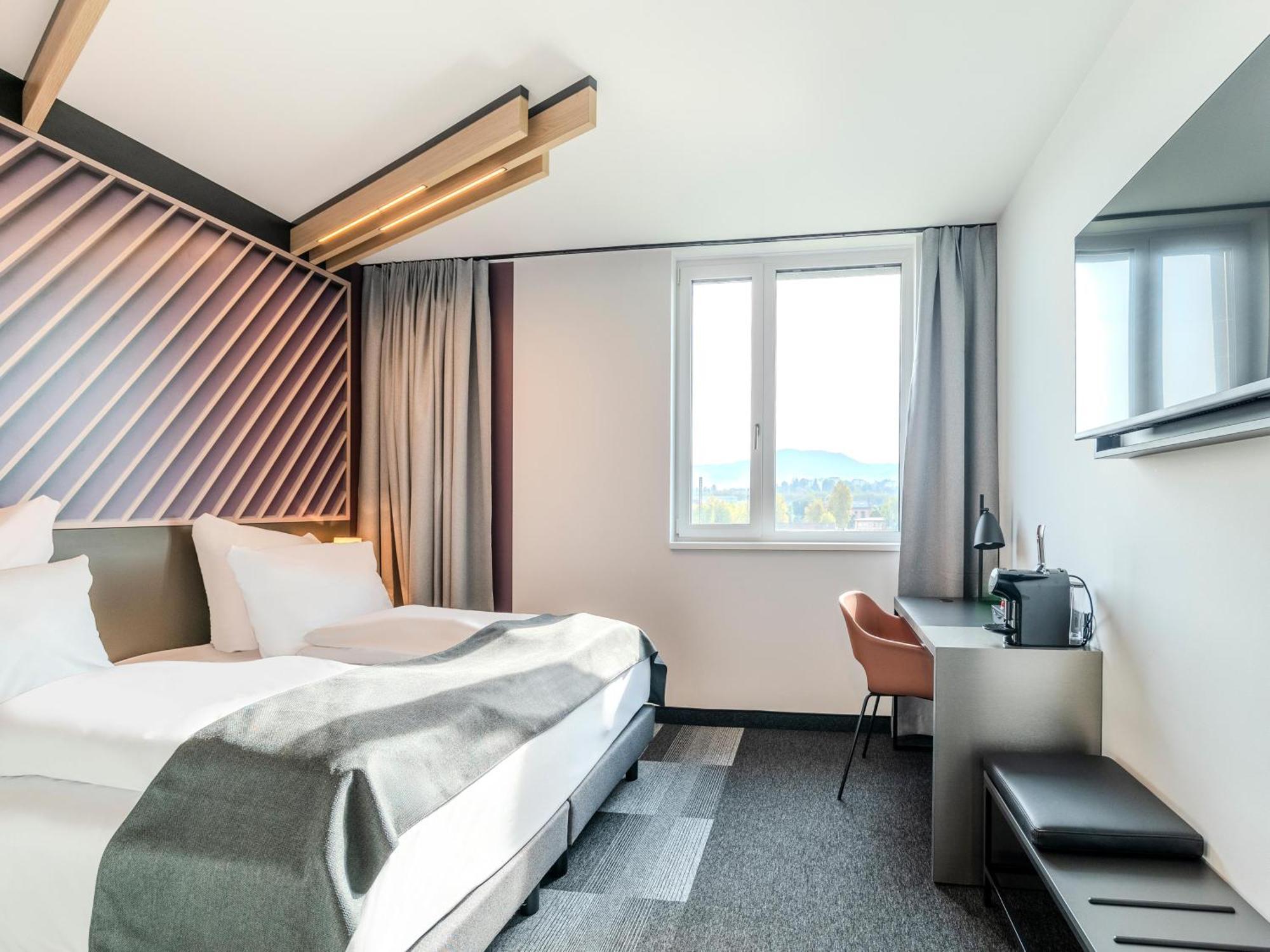 B&B Hotel Offenburg-Hbf Εξωτερικό φωτογραφία