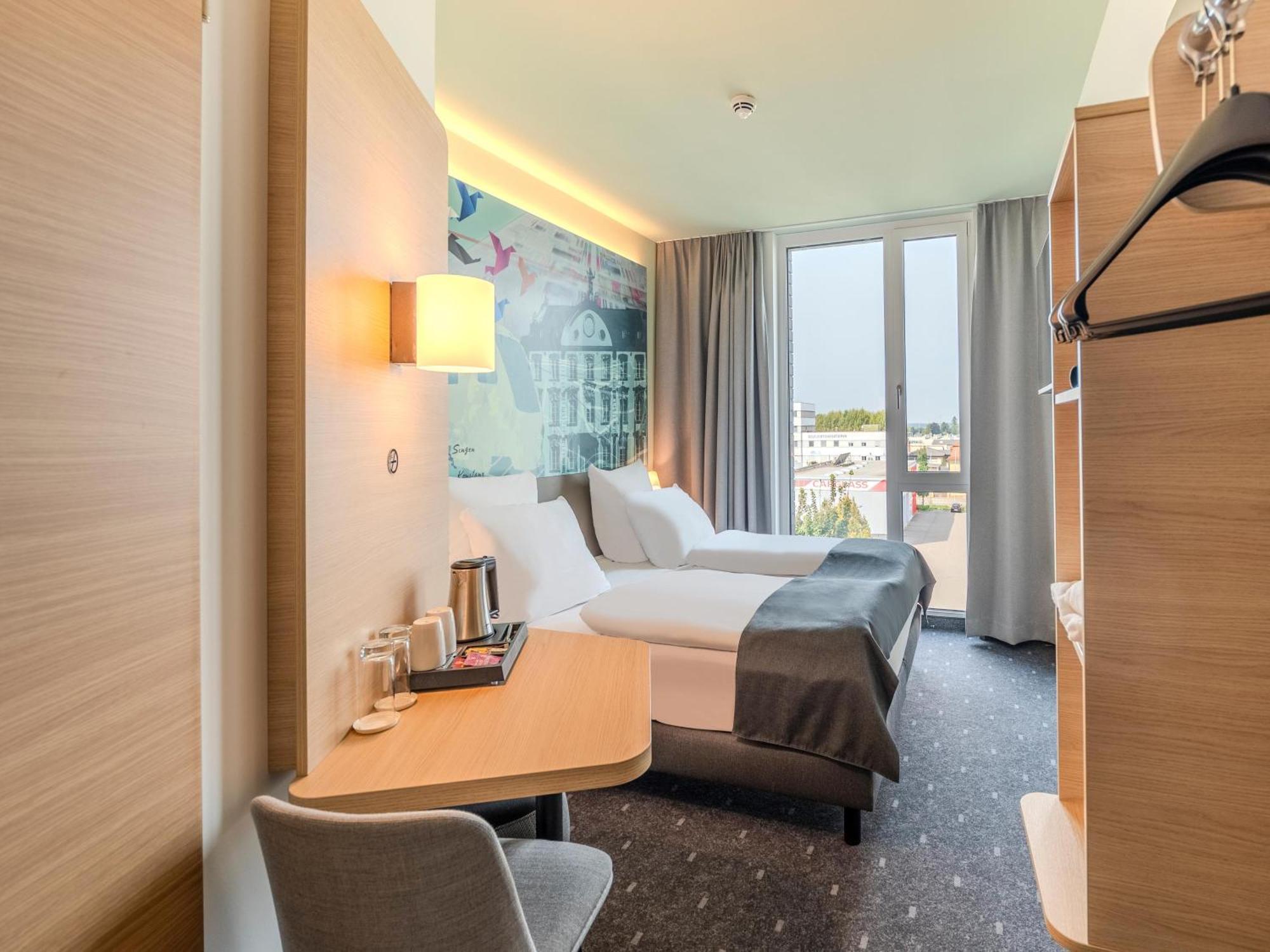 B&B Hotel Offenburg-Hbf Εξωτερικό φωτογραφία