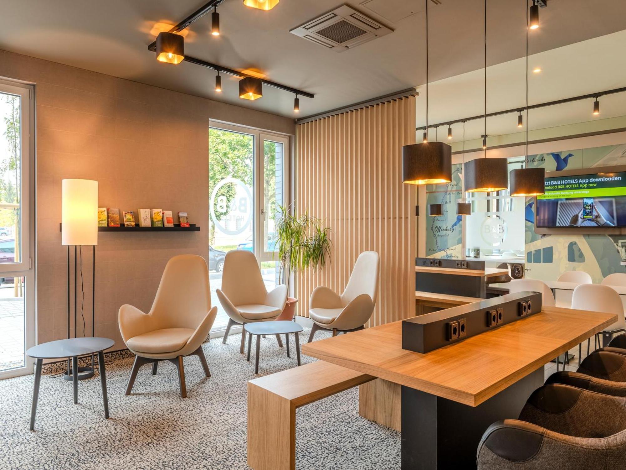 B&B Hotel Offenburg-Hbf Εξωτερικό φωτογραφία