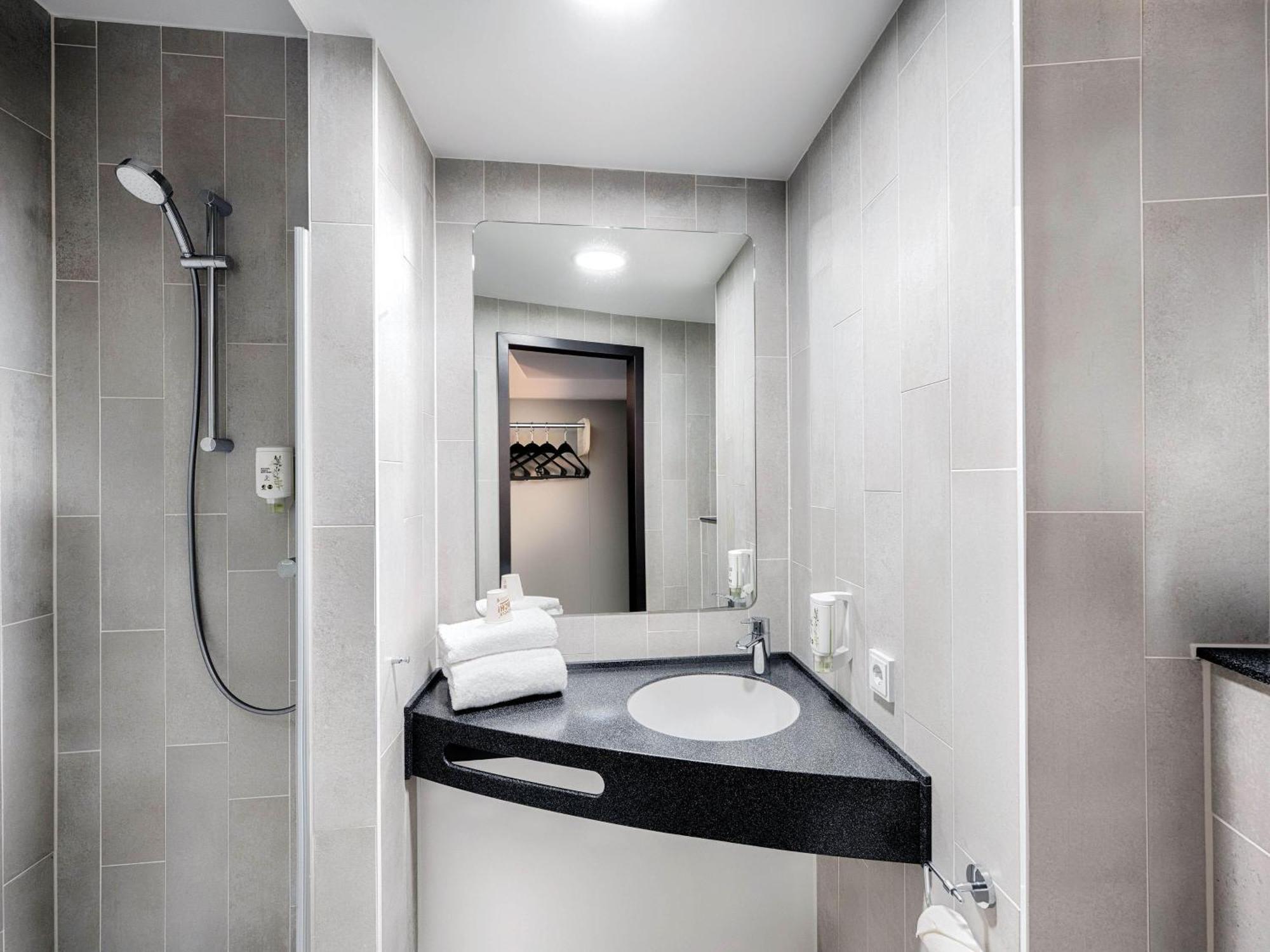 B&B Hotel Offenburg-Hbf Εξωτερικό φωτογραφία